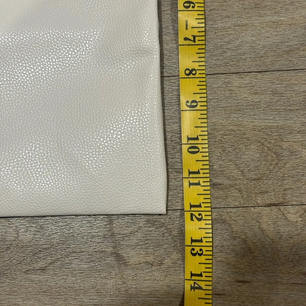 NEW Rachel Miriam Winter Clutch Bag Prse $148 MSRP - Picture 3 of 4